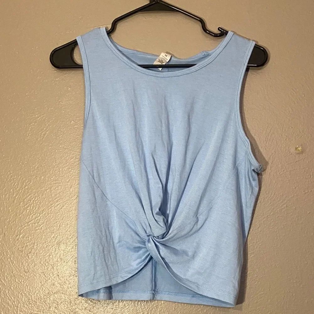 Yogalicious Sky Blue Twist Knot Tank Top